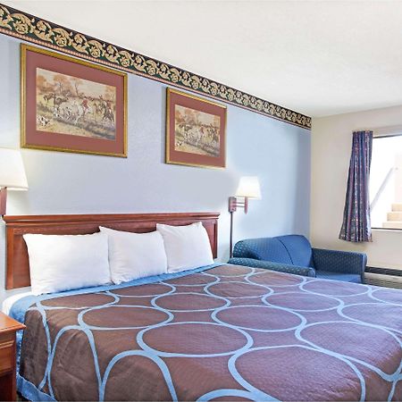 Super 8 By Wyndham Suwanee Hotel Eksteriør billede