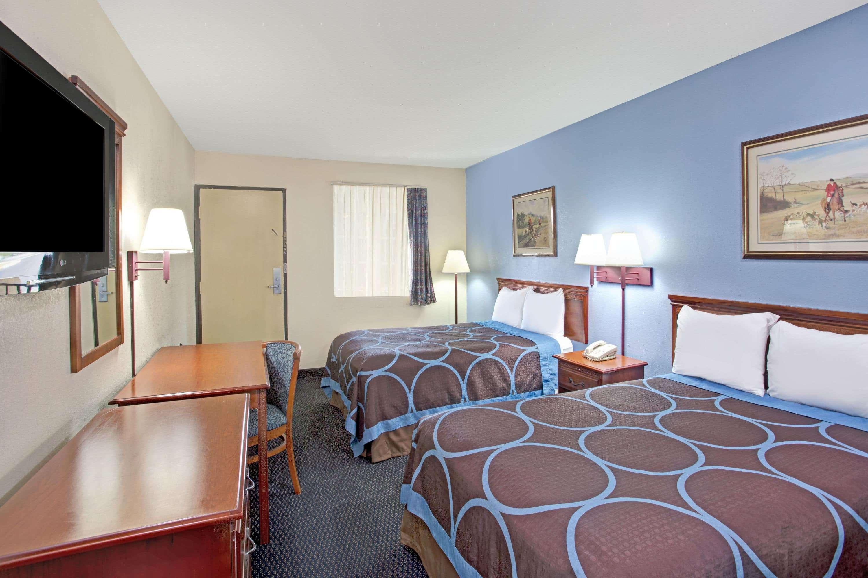 Super 8 By Wyndham Suwanee Hotel Eksteriør billede